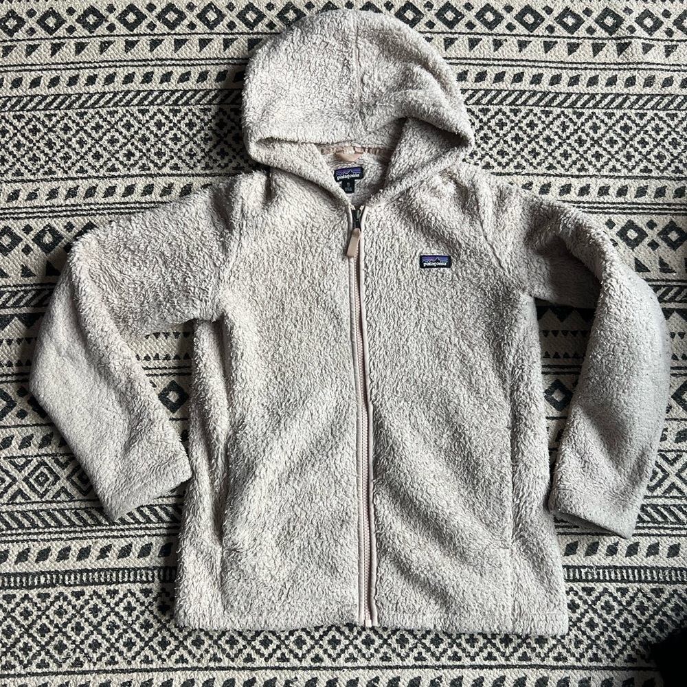Cream full-zip Patagonia Fleece